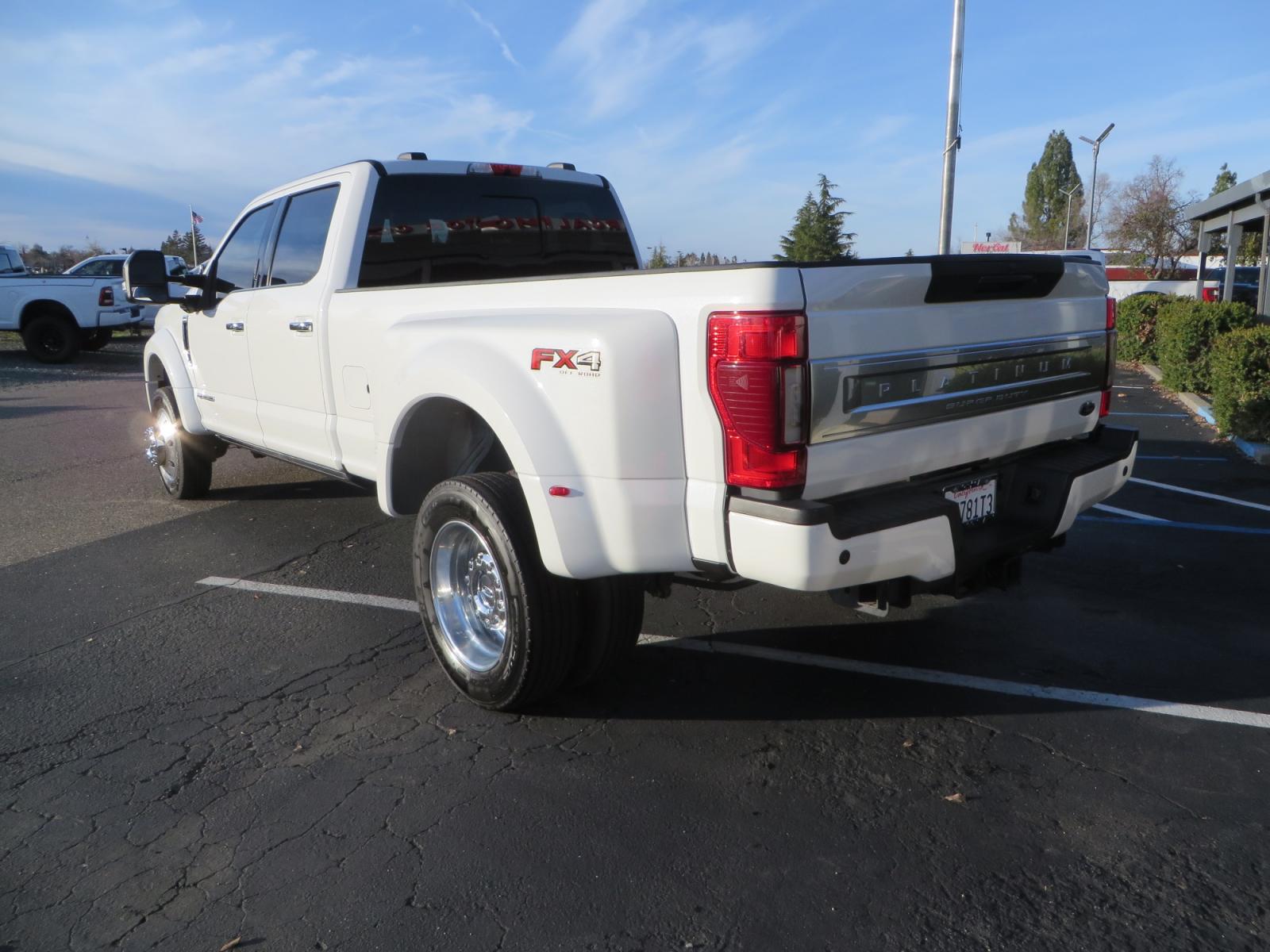 2020 White /BLACK Ford F-450 SD PlatinumCrew Cab DRW 4WD (1FT8W4DT4LE) with an 6.7L V8 OHV 16V DIESEL engine, 6A transmission, located at 2630 Grass Valley Highway, Auburn, CA, 95603, (530) 508-5100, 38.937893, -121.095482 - Must see F450 with a tool box refueling station, window tint, and a center console vault. - Photo #6
